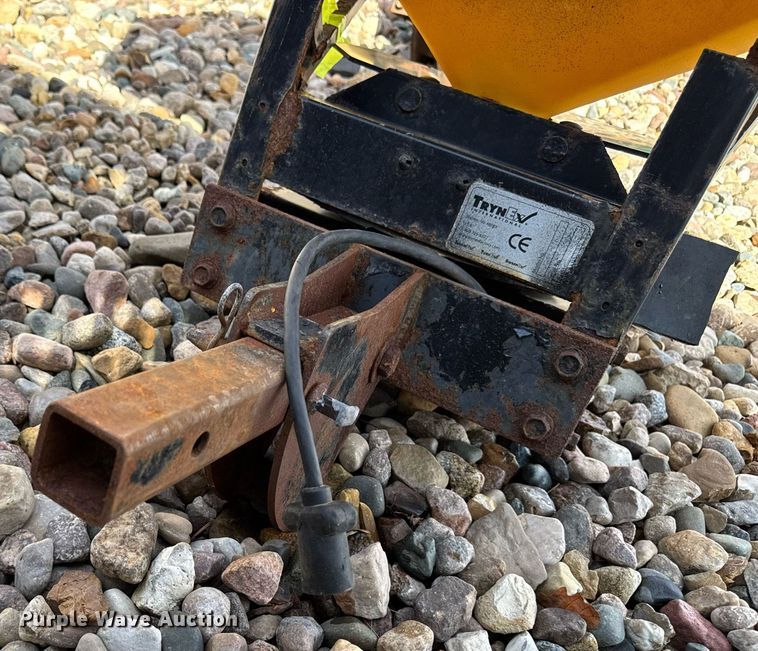 image for item EM3533 (3) SnowEx SP-575X spreaders