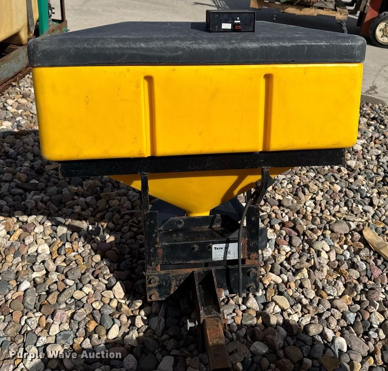 image for item EM3533 (3) SnowEx SP-575X spreaders