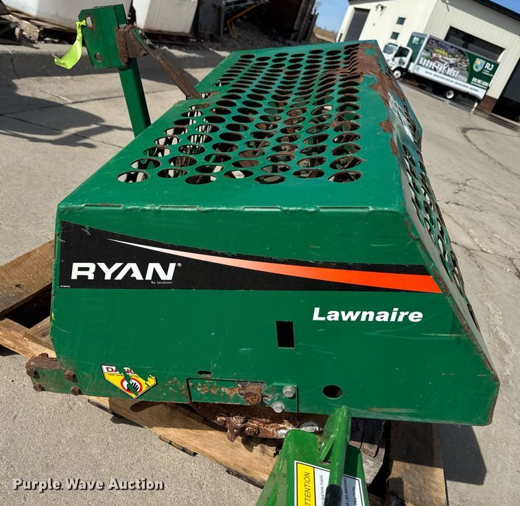 image for item EM3534 Ryan Lawnaire  aerator