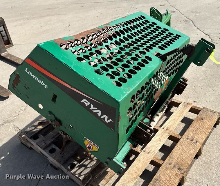 image for item EM3534 Ryan Lawnaire  aerator