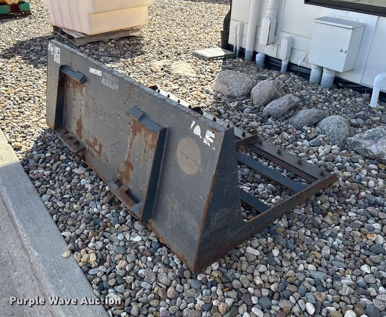 image for item EM3539 Skid steer land plane