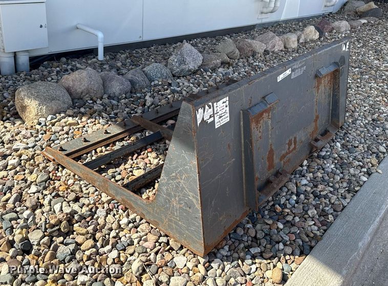 image for item EM3539 Skid steer land plane