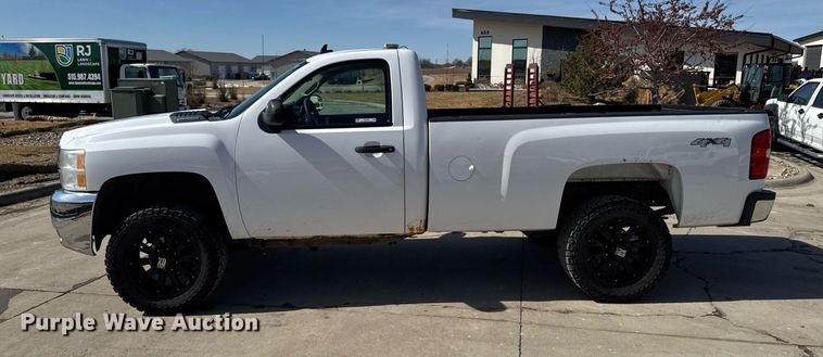 image for item EM3540 2007 Chevrolet Silverado 2500HD pickup truck