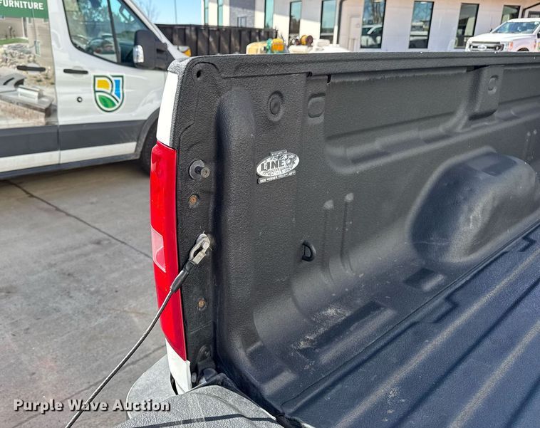 image for item EM3540 2007 Chevrolet Silverado 2500HD pickup truck