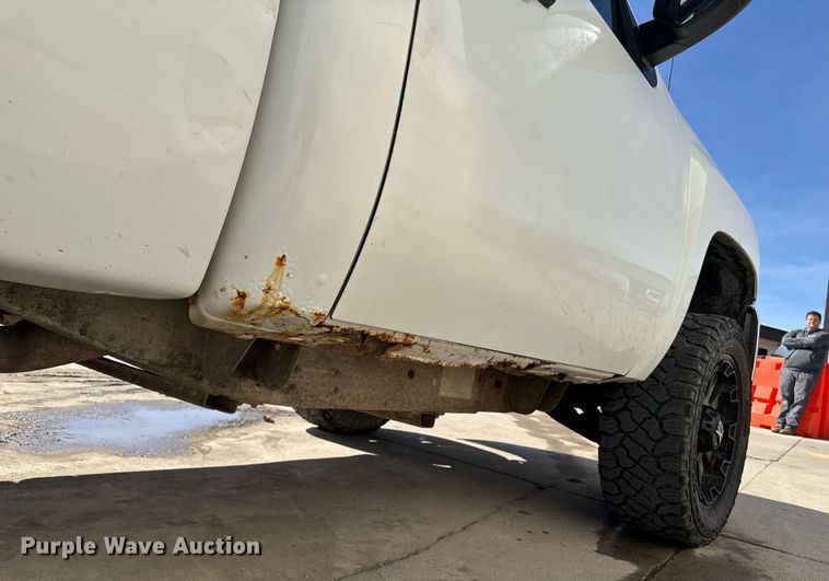 image for item EM3540 2007 Chevrolet Silverado 2500HD pickup truck