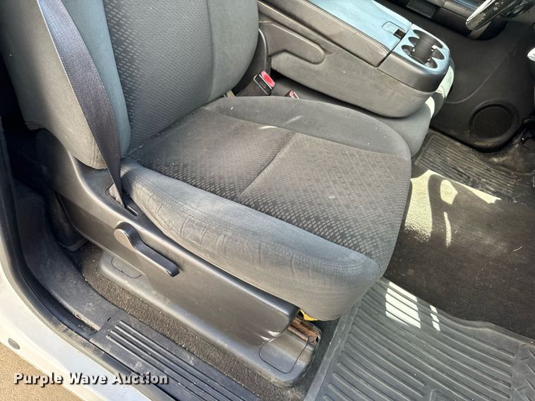 image for item EM3540 2007 Chevrolet Silverado 2500HD pickup truck