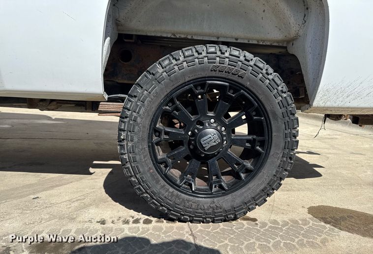 image for item EM3540 2007 Chevrolet Silverado 2500HD pickup truck