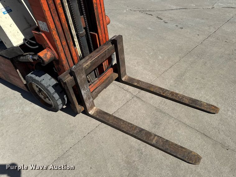 image for item EM3541 Nissan KCPH01A15PV forklift