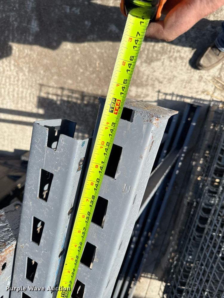 image for item EM3542 Pallet racking