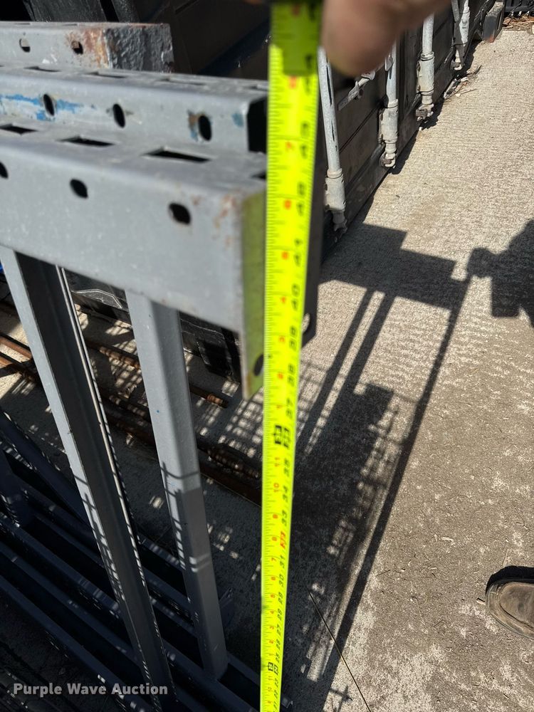 image for item EM3542 Pallet racking