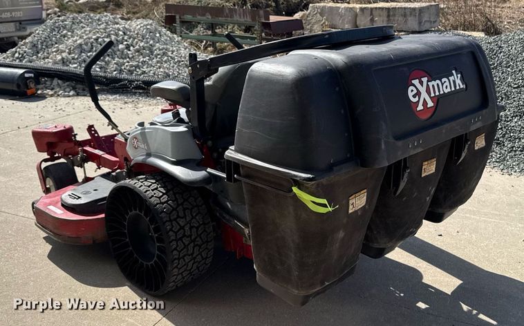 image for item EM3543 2009 Exmark LZZ27KC606 ZTR lawn mower