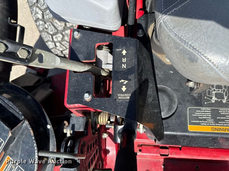 image for item EM3543 2009 Exmark LZZ27KC606 ZTR lawn mower