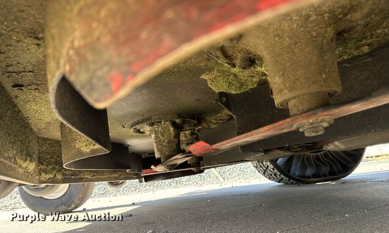 image for item EM3543 2009 Exmark LZZ27KC606 ZTR lawn mower