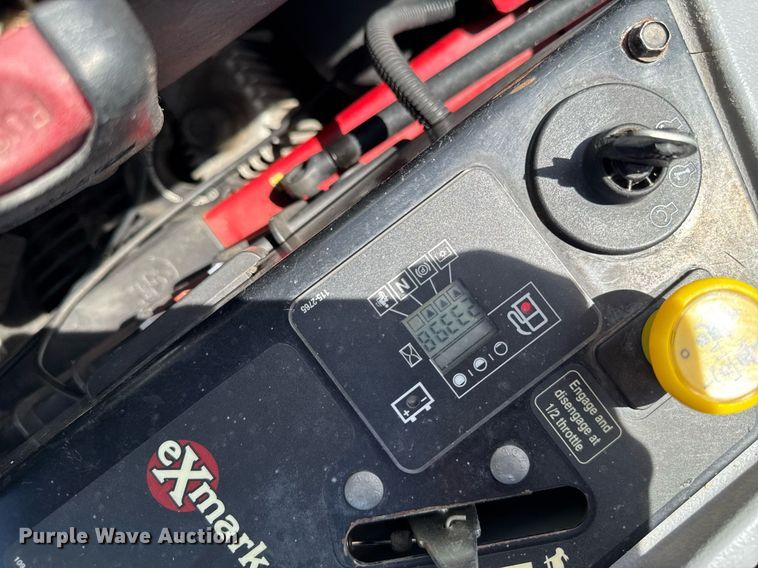 image for item EM3543 2009 Exmark LZZ27KC606 ZTR lawn mower