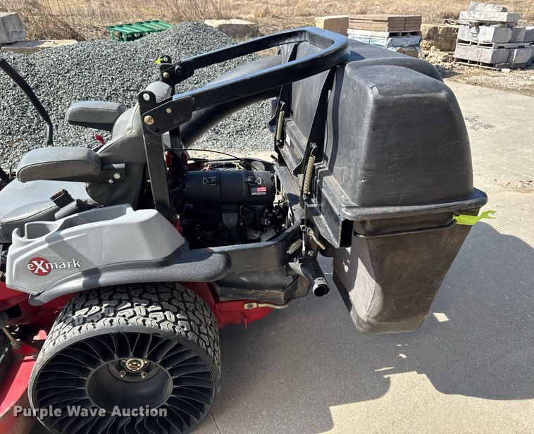 image for item EM3543 2009 Exmark LZZ27KC606 ZTR lawn mower