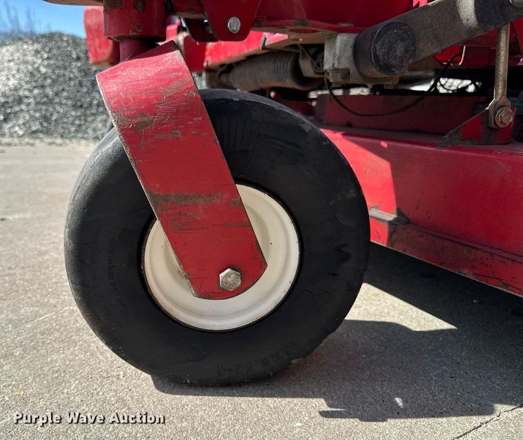 image for item EM3543 2009 Exmark LZZ27KC606 ZTR lawn mower