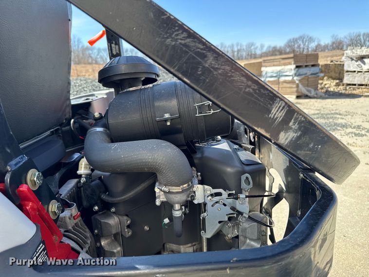 image for item EM3551 2015 Exmark LZX801GKA60600 ZTR lawn mower