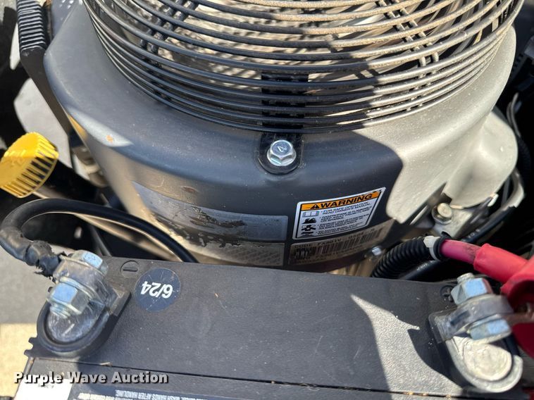 image for item EM3551 2015 Exmark LZX801GKA60600 ZTR lawn mower