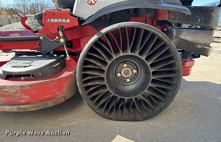 image for item EM3551 2015 Exmark LZX801GKA60600 ZTR lawn mower