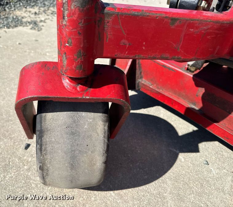 image for item EM3551 2015 Exmark LZX801GKA60600 ZTR lawn mower