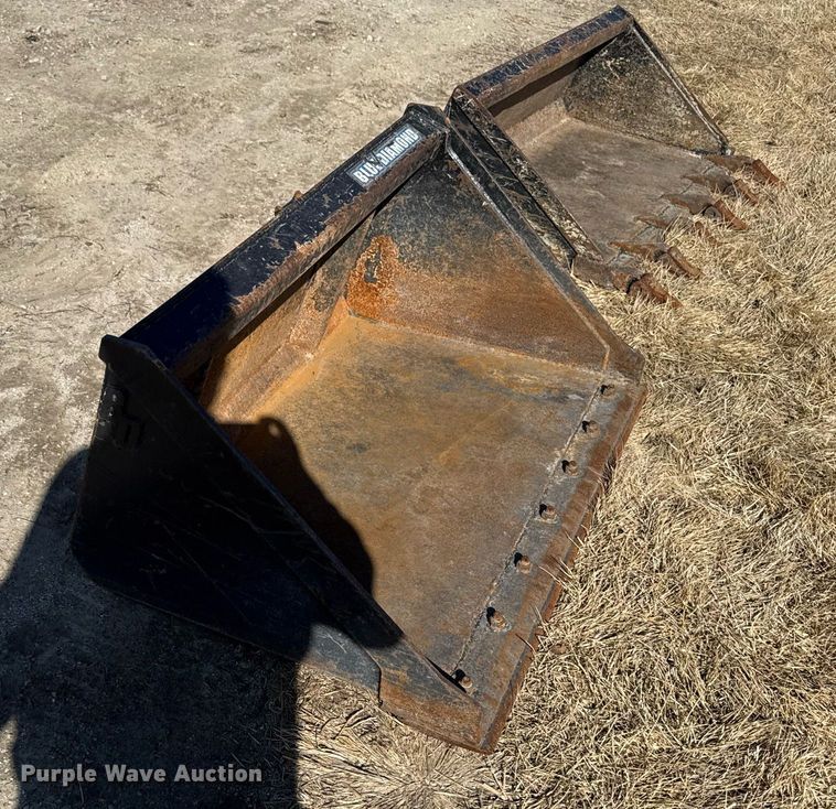 image for item EM3553 2021 Toro Dingo Wide Track TX 1000  compact utility loader