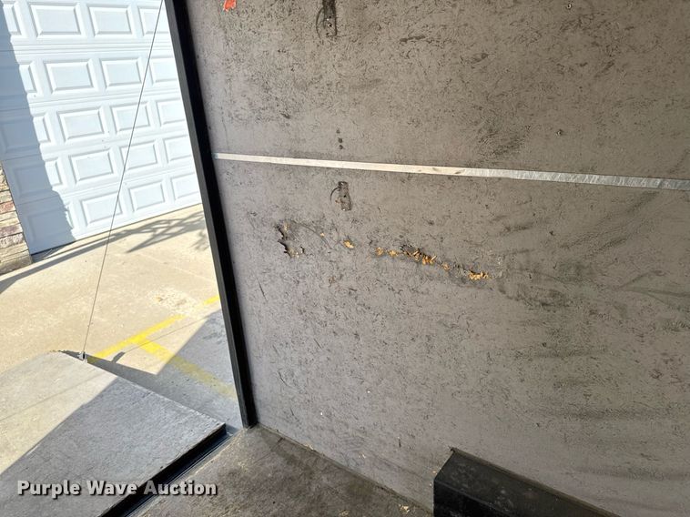 image for item EM3556 2020 H&H H9616TFTV-100 enclosed cargo trailer