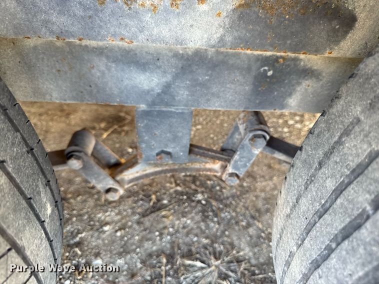 image for item EM3557 2017 H&H enclosed cargo trailer