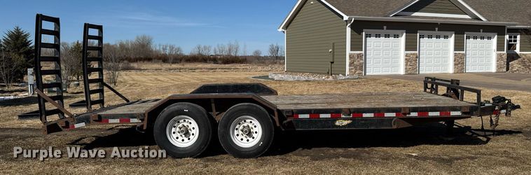 image for item EM3558 2013 H&H equipment trailer