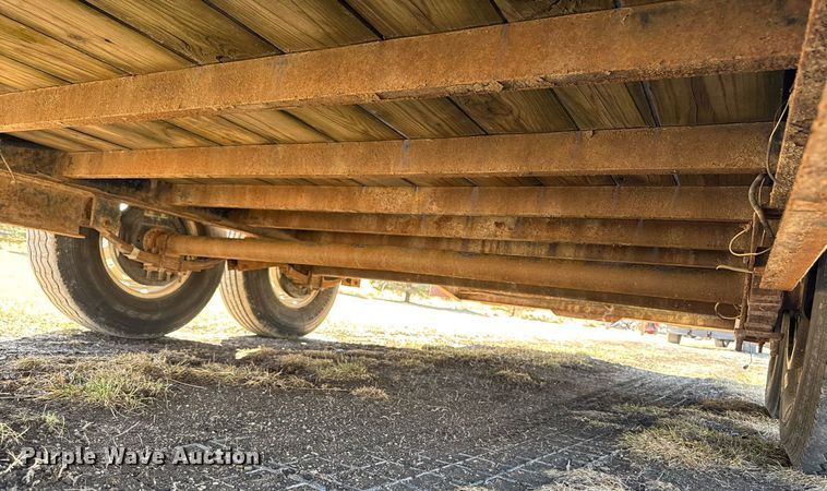 image for item EM3558 2013 H&H equipment trailer