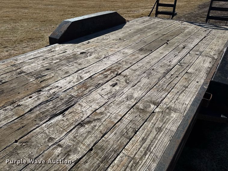 image for item EM3558 2013 H&H equipment trailer