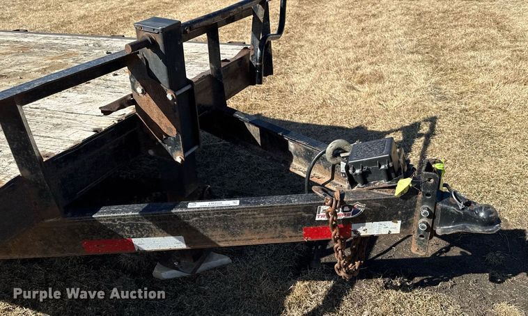 image for item EM3558 2013 H&H equipment trailer