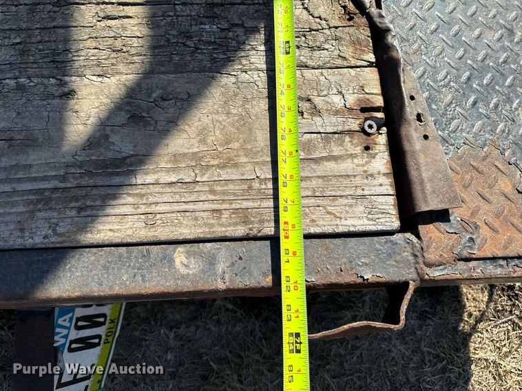 image for item EM3558 2013 H&H equipment trailer