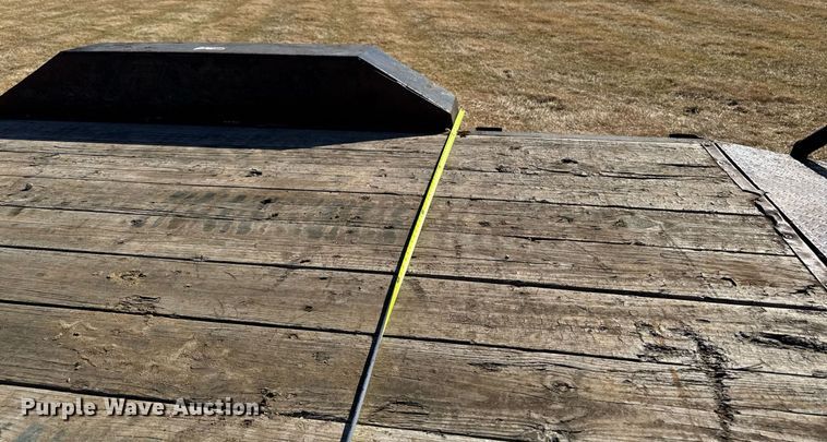 image for item EM3558 2013 H&H equipment trailer