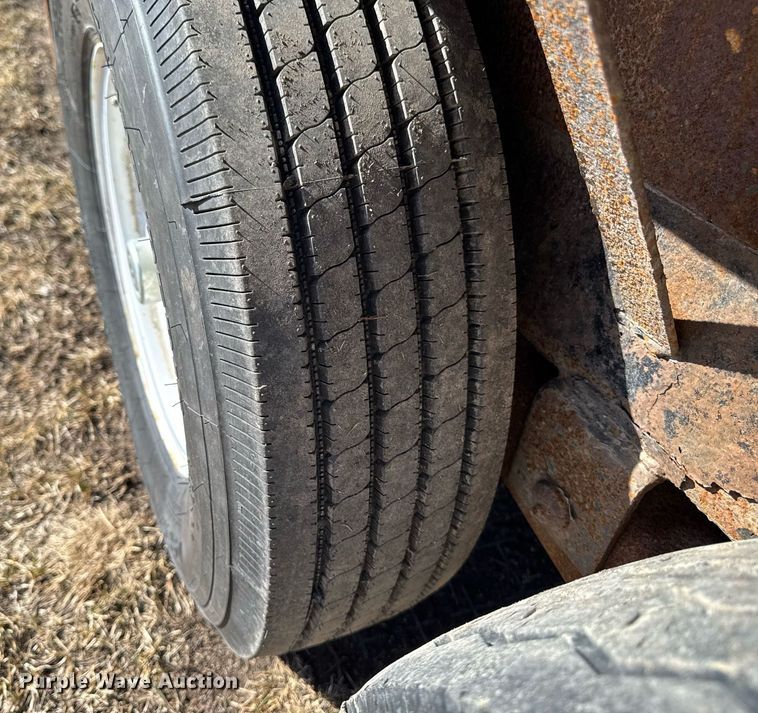 image for item EM3558 2013 H&H equipment trailer