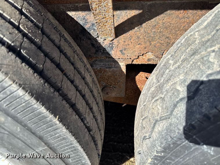 image for item EM3558 2013 H&H equipment trailer