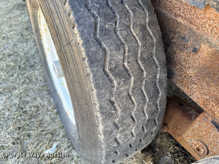 image for item EM3558 2013 H&H equipment trailer