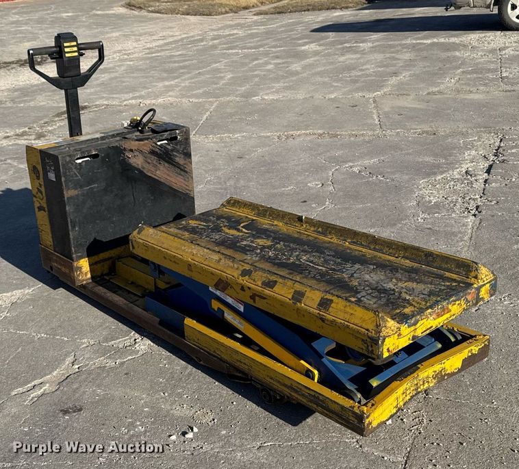 image for item EM3561 Yale MPB040ACN24C2748 pallet jack