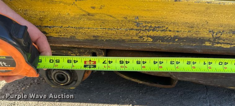 image for item EM3561 Yale MPB040ACN24C2748 pallet jack