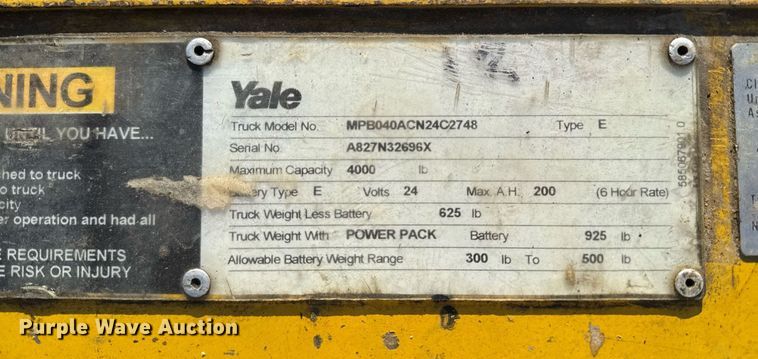 image for item EM3561 Yale MPB040ACN24C2748 pallet jack