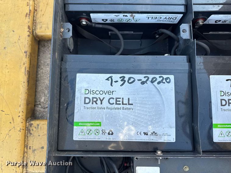 image for item EM3566 Caterpillar NPP40 lift table