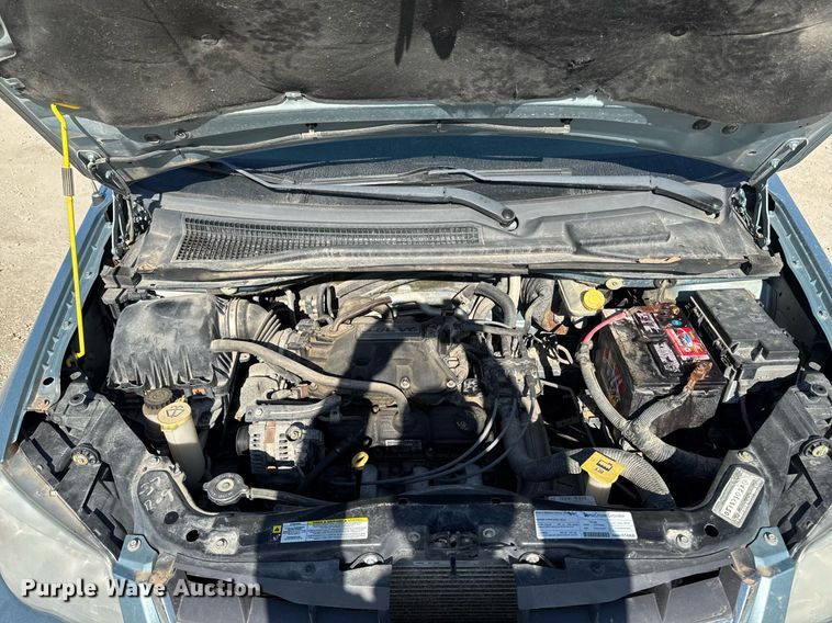 image for item EM3575 2008 Chrysler Town & Country van