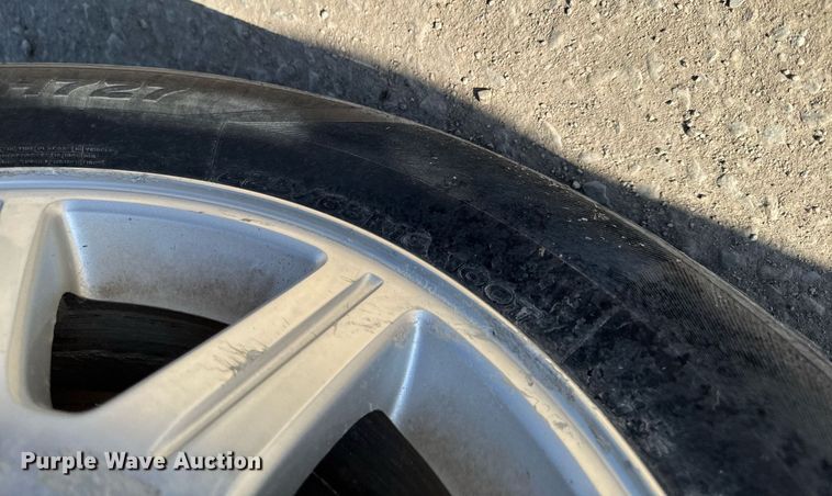 image for item EM3575 2008 Chrysler Town & Country van