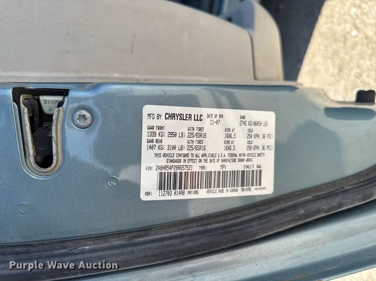 image for item EM3575 2008 Chrysler Town & Country van