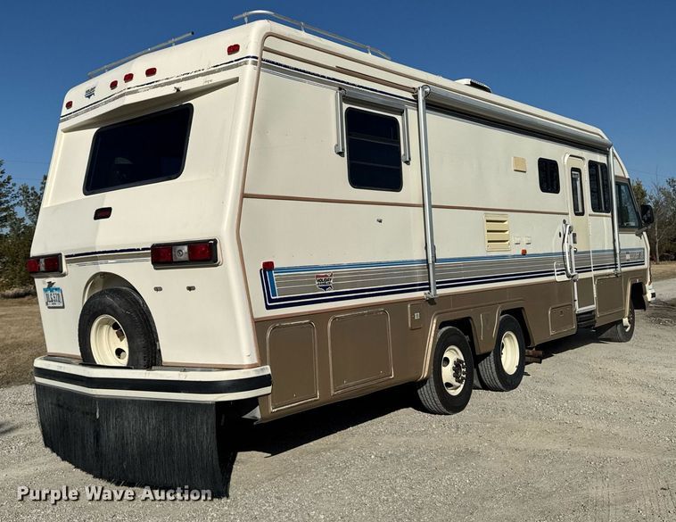 image for item EM3585 1991 Holiday Rambler Aluma Lite RV