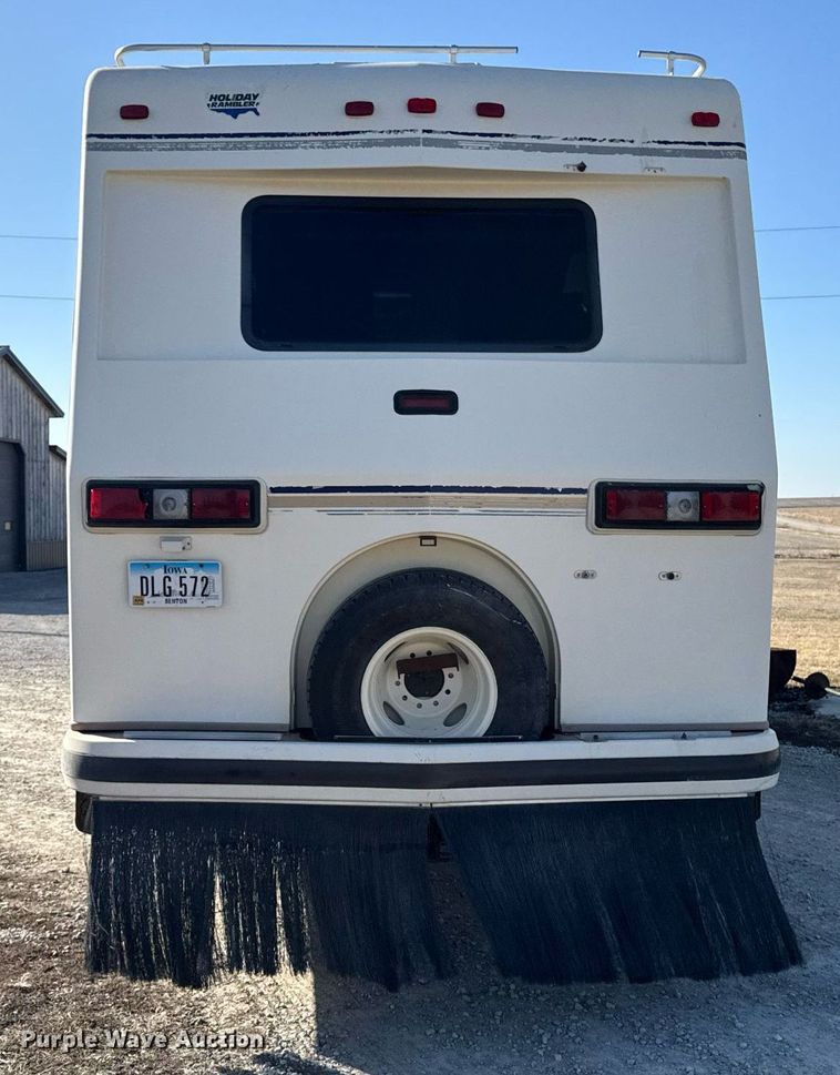 image for item EM3585 1991 Holiday Rambler Aluma Lite RV