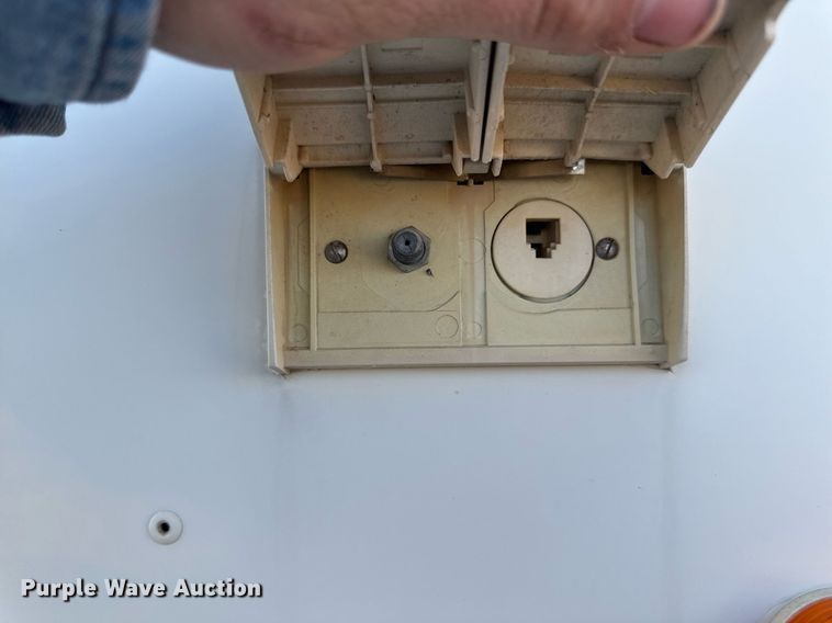 image for item EM3585 1991 Holiday Rambler Aluma Lite RV