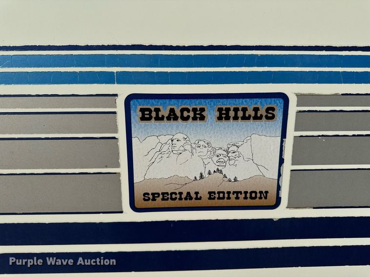 image for item EM3585 1991 Holiday Rambler Aluma Lite RV