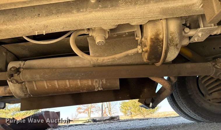 image for item EM3585 1991 Holiday Rambler Aluma Lite RV