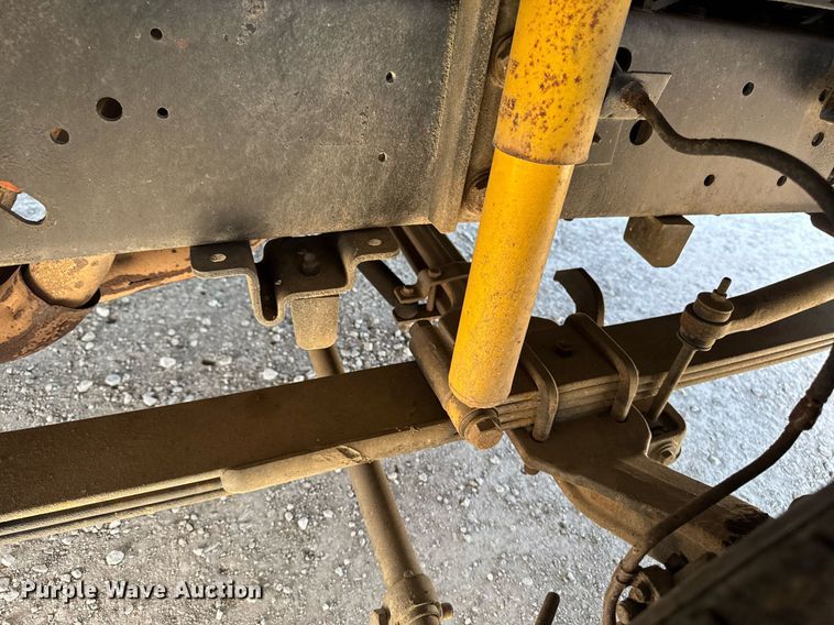 image for item EM3585 1991 Holiday Rambler Aluma Lite RV