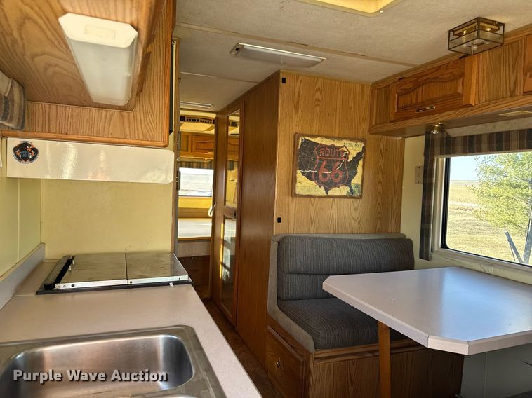 image for item EM3585 1991 Holiday Rambler Aluma Lite RV